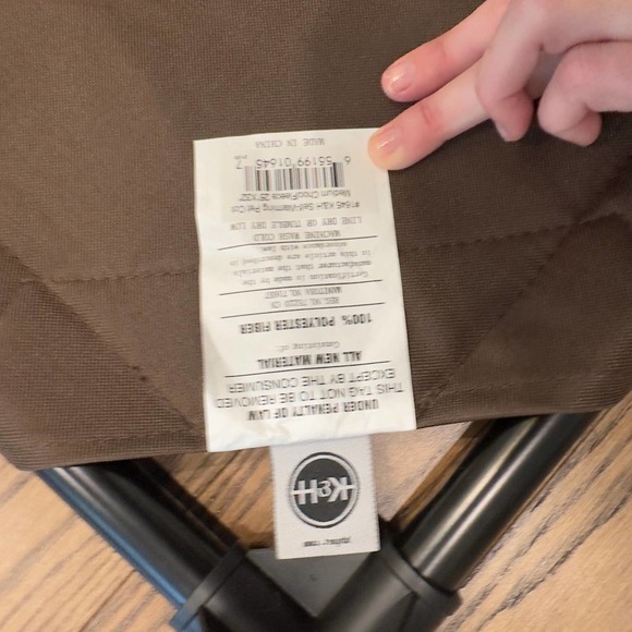 K&H Dog Warming Cot Elevated Dog Bed, Chocolate/Fleece Medium 25 X 32 X 7 Inches - Picture 9 of 10